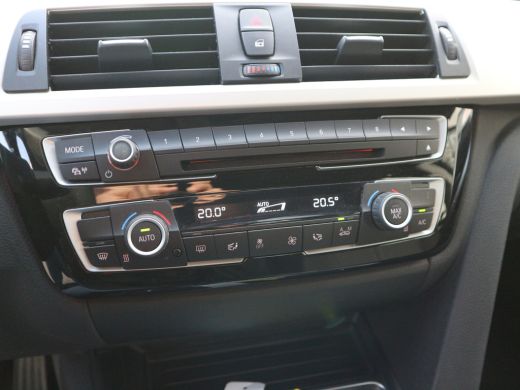BMW 4 Serie Gran Coupé 418i Executive Edition 1e EIG NAVI XENON CLIMA ActivLease financial lease