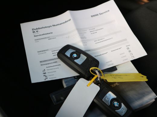BMW 4 Serie Gran Coupé 418i Executive Edition 1e EIG NAVI XENON CLIMA ActivLease financial lease
