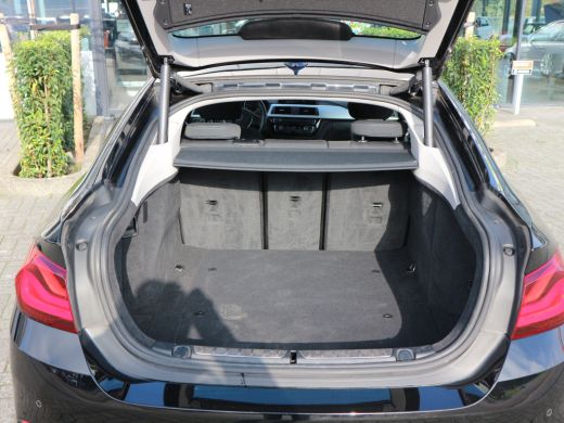 BMW 4 Serie Gran Coupé 418i Executive Edition 1e EIG NAVI XENON CLIMA ActivLease financial lease