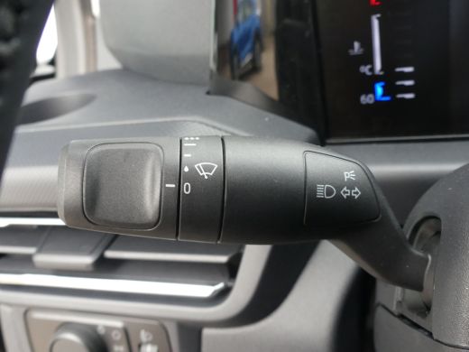 Ford Transit Custom 320 2.0 TDCI 136 pk L2H1 Limited | Driver Assistent Pack Premium | 17" Lichtmetalen velgen | Vehi... ActivLease financial lease