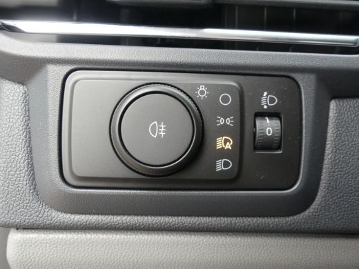 Ford Transit Custom 320 2.0 TDCI 136 pk L2H1 Limited | Driver Assistent Pack Premium | 17" Lichtmetalen velgen | Vehi... ActivLease financial lease