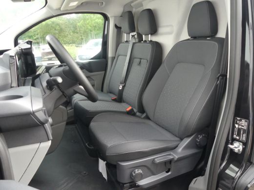 Ford Transit Custom 320 2.0 TDCI 136 pk L2H1 Limited | Driver Assistent Pack Premium | 17" Lichtmetalen velgen | Vehi... ActivLease financial lease