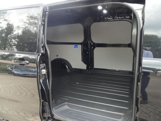 Ford Transit Custom 320 2.0 TDCI 136 pk L2H1 Limited | Driver Assistent Pack Premium | 17" Lichtmetalen velgen | Vehi... ActivLease financial lease