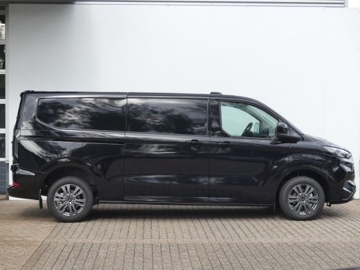 Ford Transit Custom 320 2.0 TDCI 136 pk L2H1 Limited | Driver Assistent Pack Premium | 17" Lichtmetalen velgen | Vehi... ActivLease financial lease