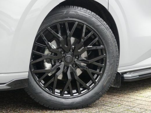 Ford Transit Custom 320 2.0 TDCI 136PK L2H1 Limited Automaat * Black Edition *| Stoel & Voorruitverwarming | Driver A... ActivLease financial lease