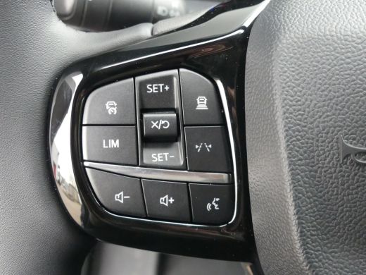 Ford Transit Custom 320 2.0 TDCI 136PK L2H1 Limited Automaat | Stoel & Voorruitverwarming | Driver Assistent Pack Pre... ActivLease financial lease