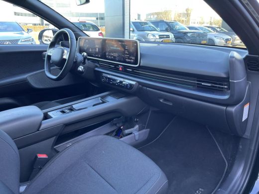 Hyundai IONIQ 6 Connect 77.4 kWh | Rijklaarprijs! | N-Line velgen | stoelverwarming voor & achter | 614 km actier... ActivLease financial lease