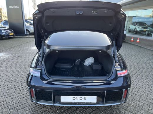 Hyundai IONIQ 6 Connect 77.4 kWh | Rijklaarprijs! | N-Line velgen | stoelverwarming voor & achter | 614 km actier... ActivLease financial lease