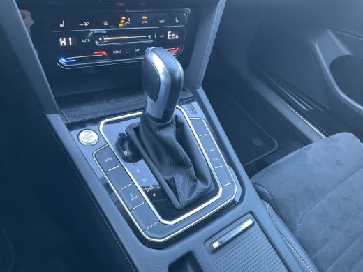 Volkswagen Passat Variant 1.4 TSI 272pk PHEV GTE High Vitual Head up Matrix Plug-in ActivLease financial lease