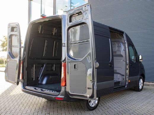 Mercedes Sprinter 319 1.9 CDI L2H2 Pro 190 PK Automaat Dubbele schuifdeur, 3.500 kg trekgewicht, Distronic, LED kop... ActivLease financial lease