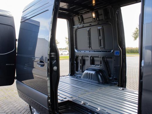 Mercedes Sprinter 319 1.9 CDI L2H2 Pro 190 PK Automaat Dubbele schuifdeur, 3.500 kg trekgewicht, Distronic, LED kop... ActivLease financial lease