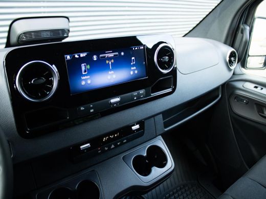 Mercedes Sprinter 319 1.9 CDI L2H2 Pro 190 PK Automaat Dubbele schuifdeur, 3.500 kg trekgewicht, Distronic, LED kop... ActivLease financial lease