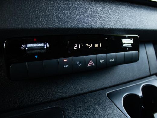 Mercedes Sprinter 319 1.9 CDI L2H2 Pro 190 PK Automaat Dubbele schuifdeur, 3.500 kg trekgewicht, Distronic, LED kop... ActivLease financial lease