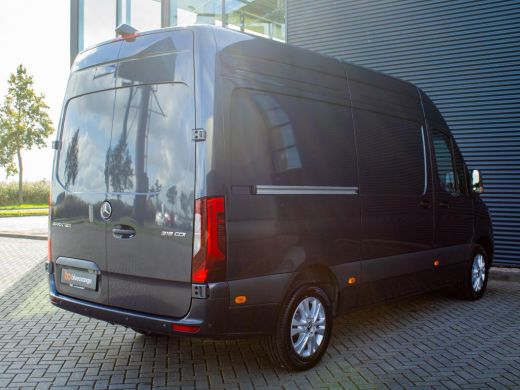 Mercedes Sprinter 319 1.9 CDI L2H2 Pro 190 PK Automaat Dubbele schuifdeur, 3.500 kg trekgewicht, Distronic, LED kop... ActivLease financial lease