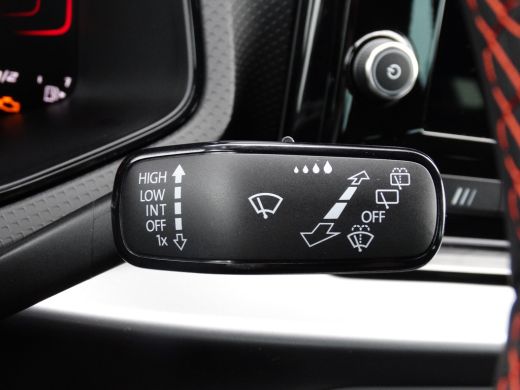 Seat Arona SEAT FR Anniversary | Achteruitrijcamera | Airconditioning automatisch met 2-zone-temperatuurrege... ActivLease financial lease