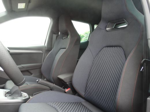 Seat Arona SEAT FR Anniversary | Achteruitrijcamera | Airconditioning automatisch met 2-zone-temperatuurrege... ActivLease financial lease