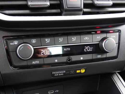 Seat Arona SEAT FR Anniversary | Achteruitrijcamera | Airconditioning automatisch met 2-zone-temperatuurrege... ActivLease financial lease