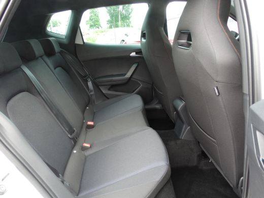 Seat Arona SEAT FR Anniversary | Achteruitrijcamera | Airconditioning automatisch met 2-zone-temperatuurrege... ActivLease financial lease