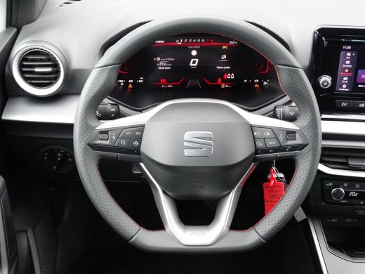 Seat Arona SEAT FR Anniversary | Achteruitrijcamera | Airconditioning automatisch met 2-zone-temperatuurrege... ActivLease financial lease