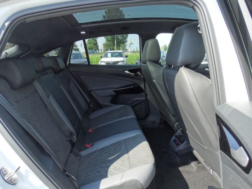 Volkswagen ID.5 Volkswagen Pro Business | Inclusief € 2000,- inruilvoordeel Inclusief € 2000,- inruilvoordeel | A... ActivLease financial lease