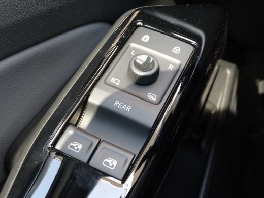 Volkswagen ID.5 Volkswagen Pro Business | Inclusief € 2000,- inruilvoordeel Inclusief € 2000,- inruilvoordeel | A... ActivLease financial lease