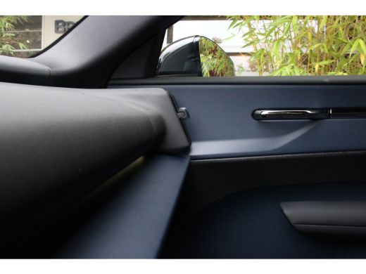 Volvo  EX30 Single Motor Extended Range Plus 69 kWh | Black Pack | Harman/Kardon | Camera | Adaptive Cruise |... ActivLease financial lease