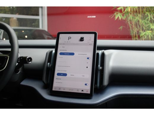 Volvo  EX30 Single Motor Extended Range Plus 69 kWh | Black Pack | Harman/Kardon | Camera | Adaptive Cruise |... ActivLease financial lease
