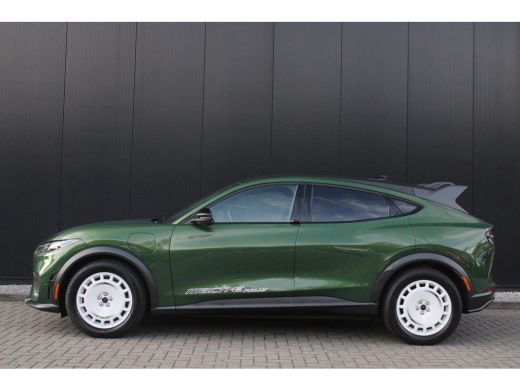 Ford Mustang Mach-E GT 98kWh Exended Range AWD Rally Edition ActivLease financial lease