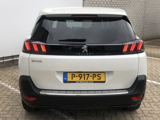 Peugeot 5008 1.2 PureTech Allure | Navigatie | Camera | Cruise Control | Climate Control ActivLease financial lease