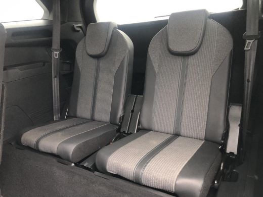 Peugeot 5008 1.2 PureTech Allure | Navigatie | Camera | Cruise Control | Climate Control ActivLease financial lease
