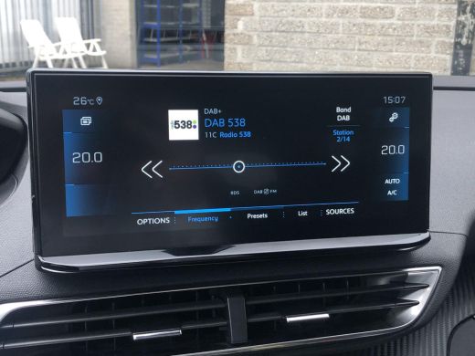 Peugeot 5008 1.2 PureTech Allure | Navigatie | Camera | Cruise Control | Climate Control ActivLease financial lease