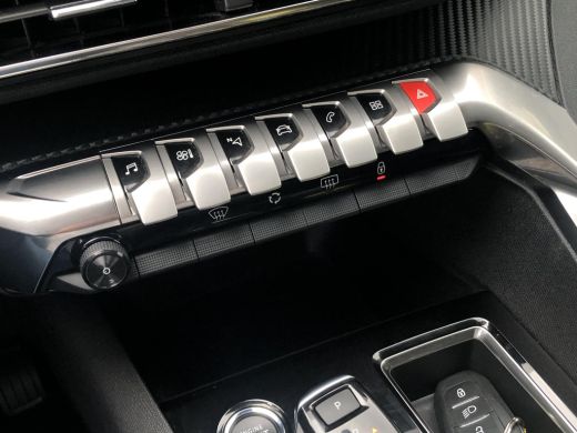 Peugeot 5008 1.2 PureTech Allure | Navigatie | Camera | Cruise Control | Climate Control ActivLease financial lease