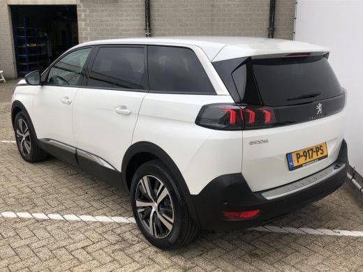 Peugeot 5008 1.2 PureTech Allure | Navigatie | Camera | Cruise Control | Climate Control ActivLease financial lease