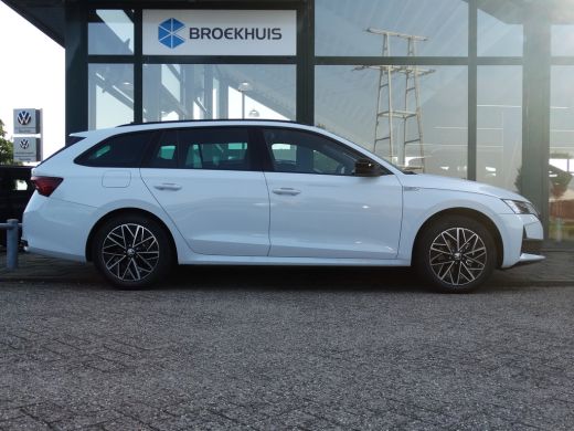 Skoda Octavia Combi ŠKODA Sportline Business | Achteruitrijcamera | Cruise control met speedlimiter | Driving m... ActivLease financial lease