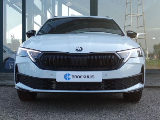 Skoda Octavia Combi ŠKODA Sportline Business | Achteruitrijcamera | Cruise control met speedlimiter | Driving m... ActivLease financial lease