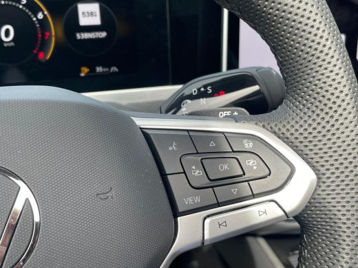 Volkswagen Passat Variant Volkswagen R-Line Edition | 'App-Connect' draadloze smartphone integratie | Afstandscontr... ActivLease financial lease