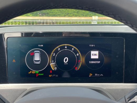 Volkswagen Passat Variant Volkswagen R-Line Edition | 'App-Connect' draadloze smartphone integratie | Afstandscontr... ActivLease financial lease