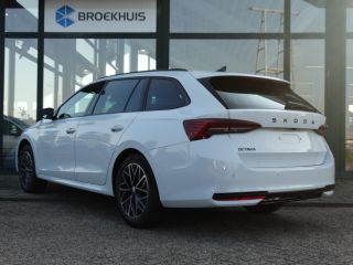 Skoda Octavia Combi ŠKODA Sportline Business | Achteruitrijcamera | Cruise control met speedlimiter | Driving m...