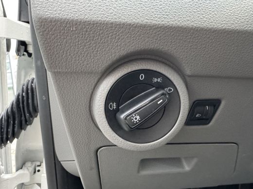 Volkswagen Transporter 2.0 TDI L2H1 28 bestelwagen 150 pk | Airco | betimmering | bijrijdersbank ActivLease financial lease