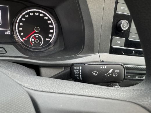 Volkswagen Transporter 2.0 TDI L2H1 28 bestelwagen 150 pk | Airco | betimmering | bijrijdersbank ActivLease financial lease