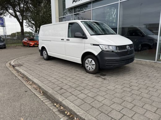 Volkswagen Transporter 2.0 TDI L2H1 28 bestelwagen 150 pk | Airco | betimmering | bijrijdersbank ActivLease financial lease