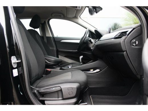 BMW X2 sDrive16d F39 Executive | 1e eigenaar | 18 inch | LED | Trekhaak | inc btw | Navi | PDC | Cruise-control | BMW dealer onderhouden ➡️ ActivLease financial lease