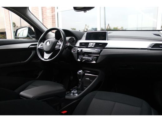 BMW X2 sDrive16d F39 Executive | 1e eigenaar | 18 inch | LED | Trekhaak | inc btw | Navi | PDC | Cruise-control | BMW dealer onderhouden ➡️ ActivLease financial lease