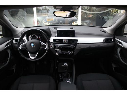 BMW X2 sDrive16d F39 Executive | 1e eigenaar | 18 inch | LED | Trekhaak | inc btw | Navi | PDC | Cruise-control | BMW dealer onderhouden ➡️ ActivLease financial lease