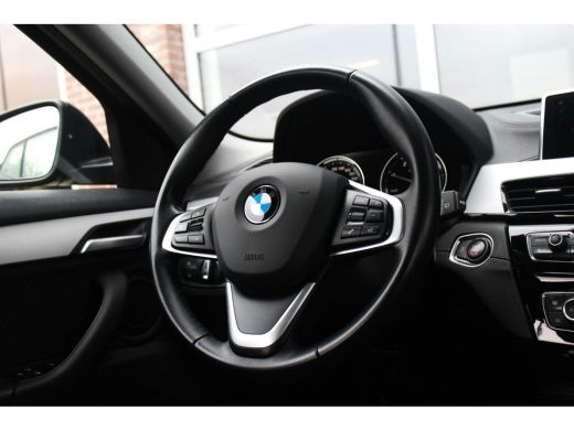 BMW X2 sDrive16d F39 Executive | 1e eigenaar | 18 inch | LED | Trekhaak | inc btw | Navi | PDC | Cruise-control | BMW dealer onderhouden ➡️ ActivLease financial lease
