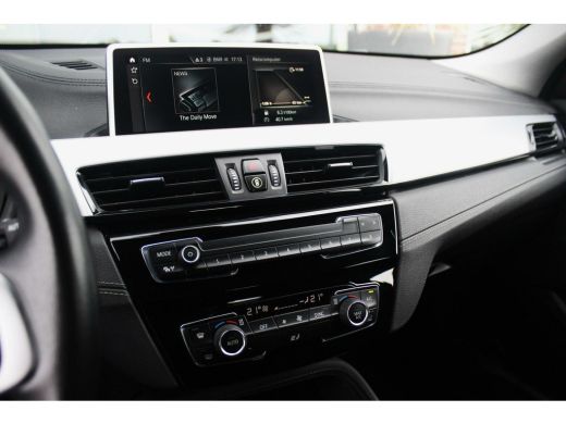 BMW X2 sDrive16d F39 Executive | 1e eigenaar | 18 inch | LED | Trekhaak | inc btw | Navi | PDC | Cruise-control | BMW dealer onderhouden ➡️ ActivLease financial lease