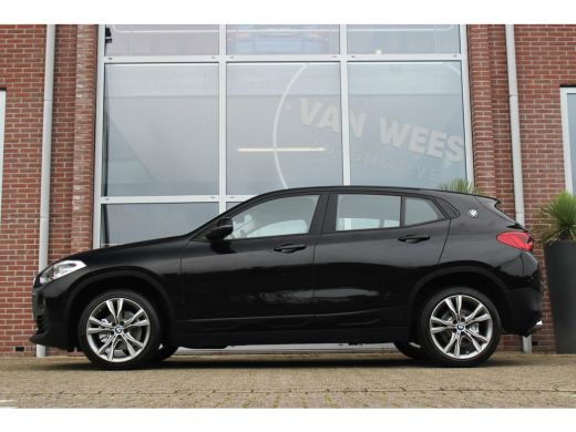 BMW X2 sDrive16d F39 Executive | 1e eigenaar | 18 inch | LED | Trekhaak | inc btw | Navi | PDC | Cruise-control | BMW dealer onderhouden ➡️ ActivLease financial lease