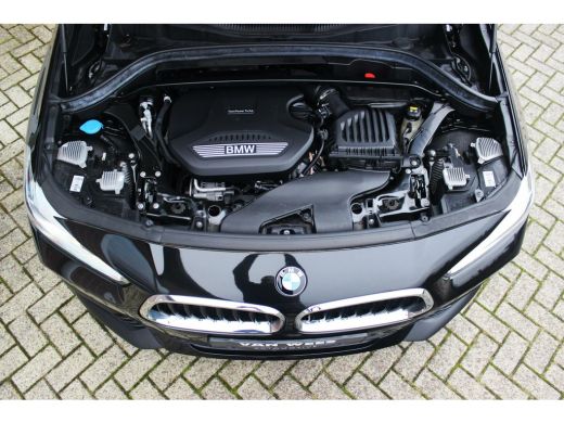 BMW X2 sDrive16d F39 Executive | 1e eigenaar | 18 inch | LED | Trekhaak | inc btw | Navi | PDC | Cruise-control | BMW dealer onderhouden ➡️ ActivLease financial lease