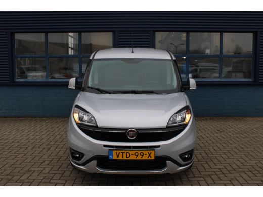 Fiat Dobló Cargo 1.6 MJ 105 PK Trekking | NAVI | SIDE BARS | CAMERA ActivLease financial lease