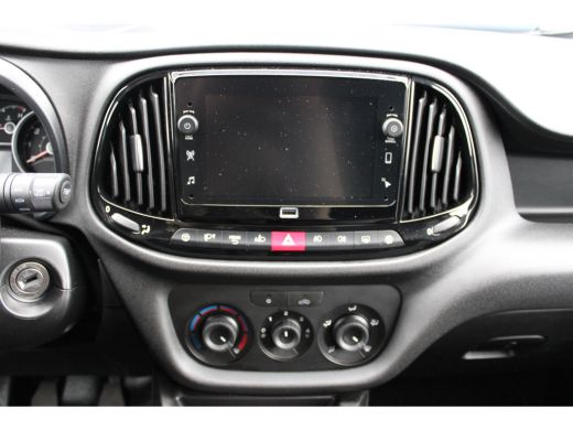 Fiat Dobló Cargo 1.6 MJ 105 PK Trekking | NAVI | SIDE BARS | CAMERA ActivLease financial lease